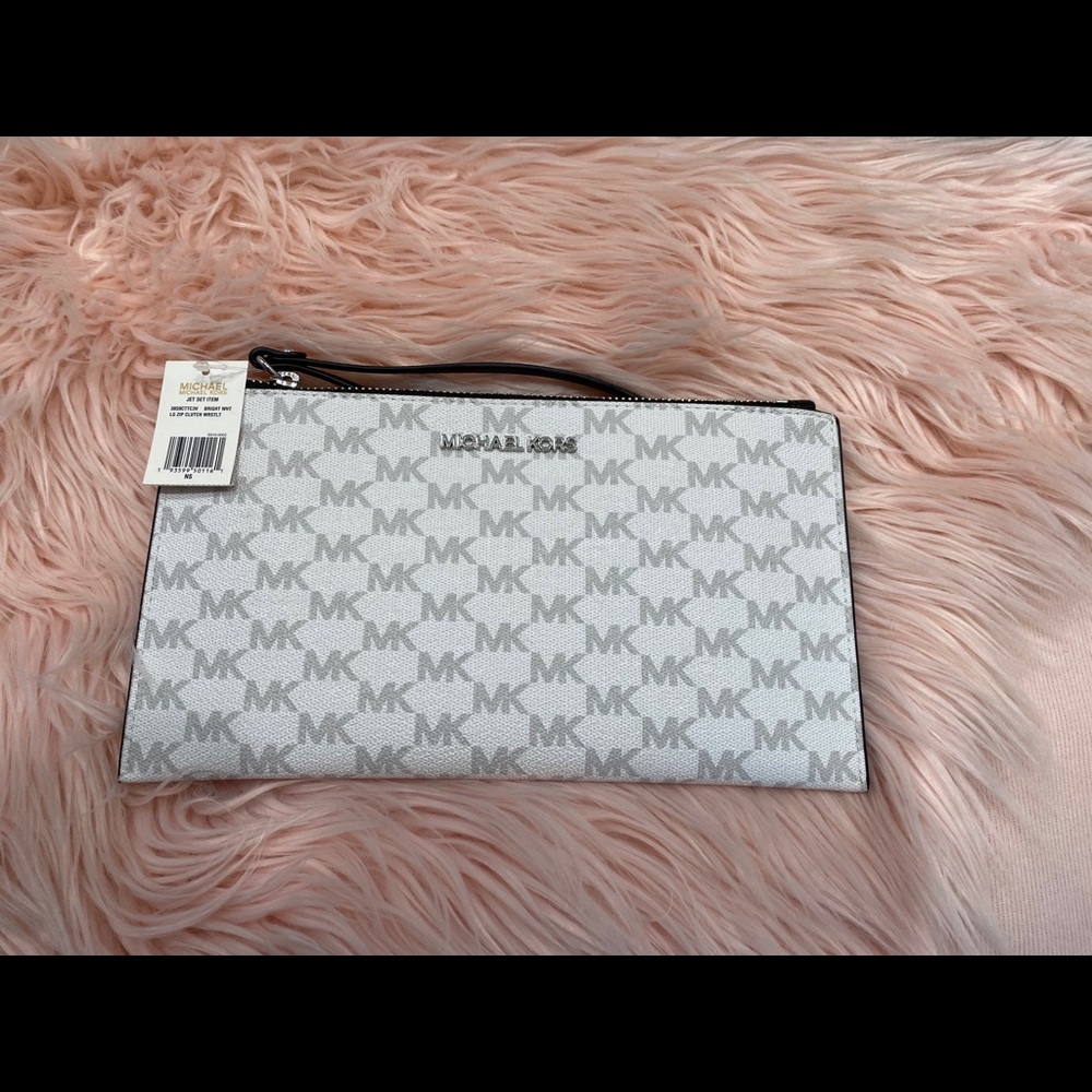 Michael Kors Wristlet